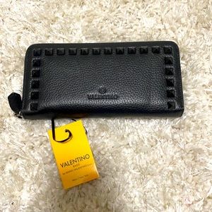 NEW! Mario Valentino wallet
